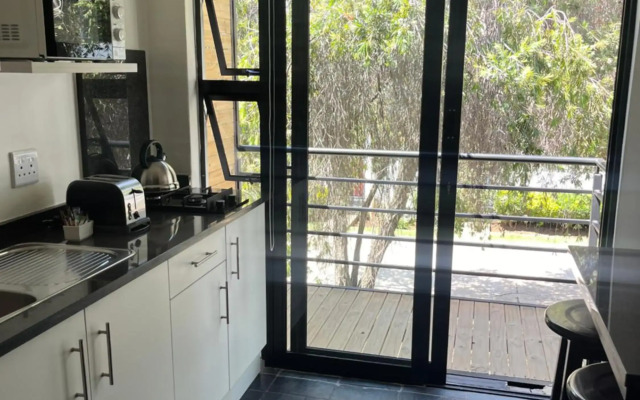 Vetho 1 Apartments OR Tambo Airport