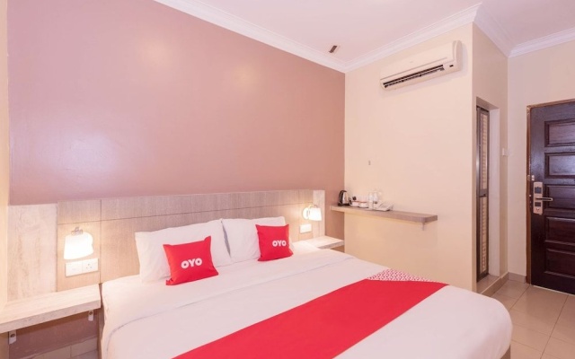 Super OYO Capital O 89366 Spring Inn Hotel