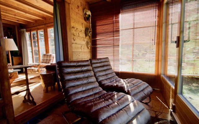 Magnifique Chalet Familial Pour 10 Personnes au Coeur de Nax – Guest Rooms – Nax