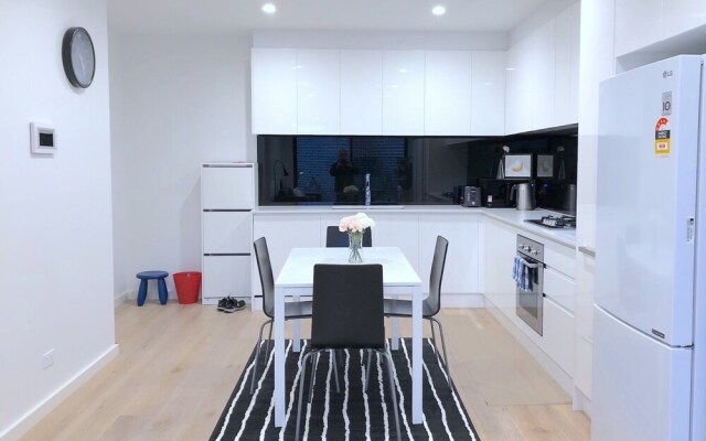 Pride Benleigh Apartment with Garden