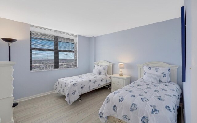 South Seas Tower 4-1204