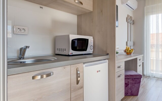 Almare apartments  Budva