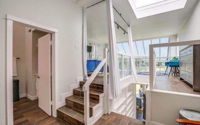 Bay Style 2 Condo