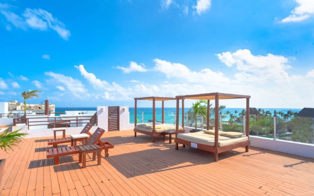 Mujeres Bailando by NAS