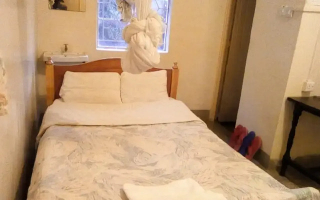 Haqy Guest House