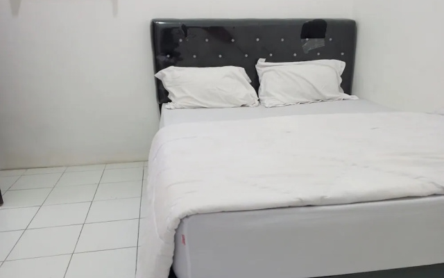 OYO Life 92543 Ratu Sakti Residence Syariah