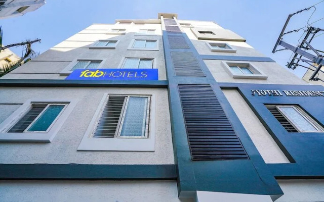 Fabhotel Rooms 27