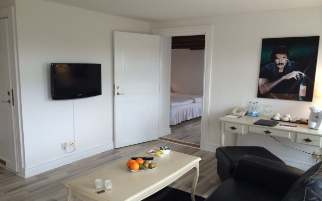 Home Hotel Christian IV