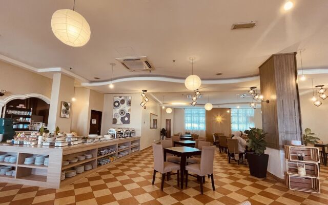 Putra Brasmana Hotel