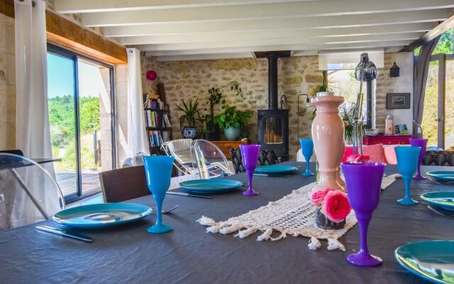 Splendid Holiday Home in Espère France With Private Pool