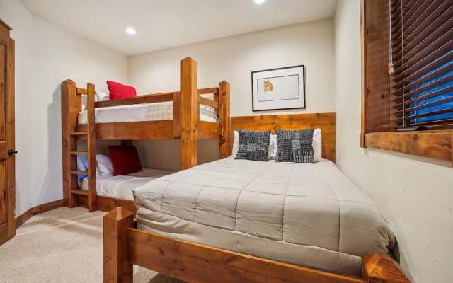 Cucumber Patch 60 4 Bedroom Home by RedAwning