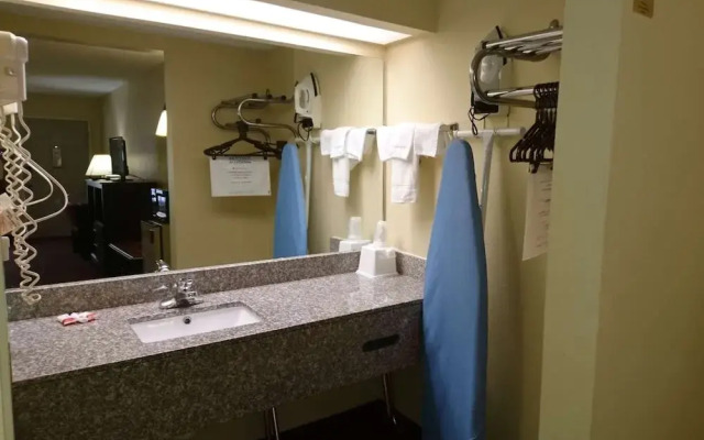 Travelodge Knoxville East
