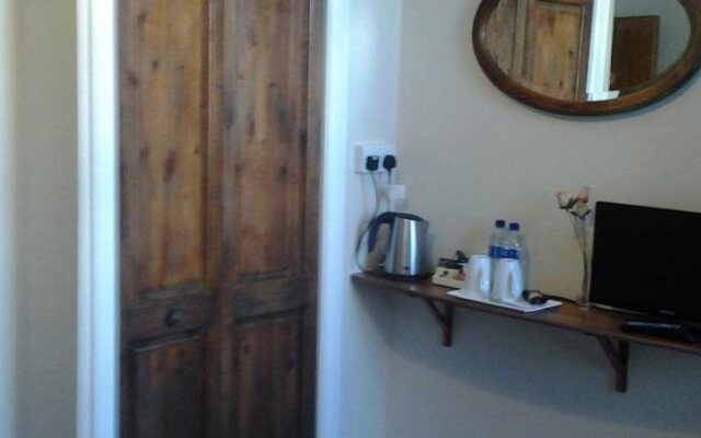 Crofton Guest House
