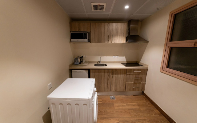 Burj Al Hayat Hotel Suites-Al Olaya