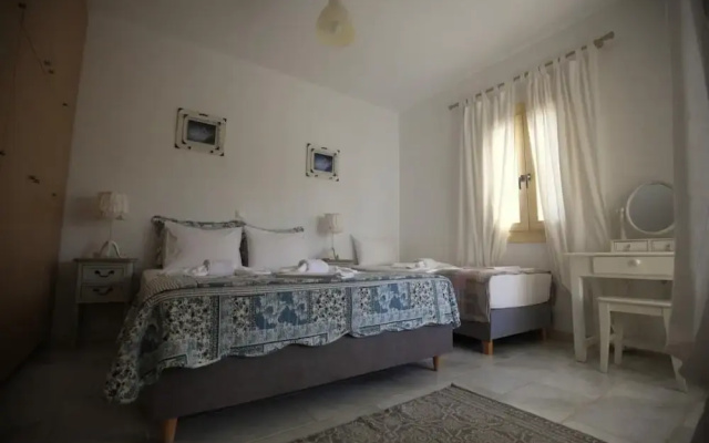 Theros Casa Logaras