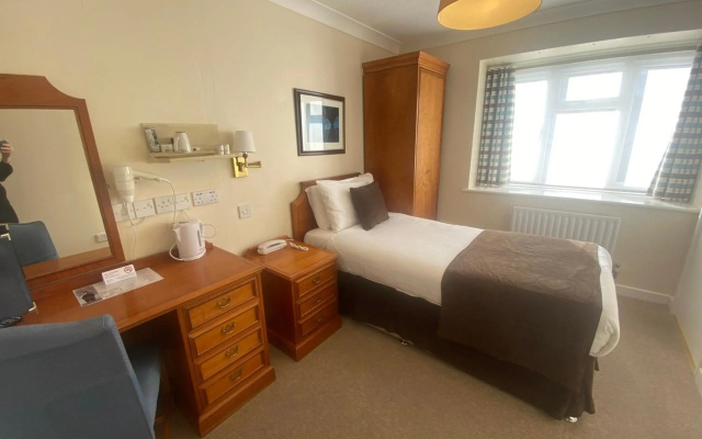 The Riviera Hotel & Holiday Apartments