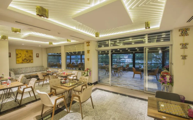Medd Garden Hotel