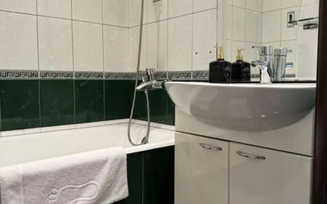 Гуднайт Апартс на проспекте Революции, д. 44