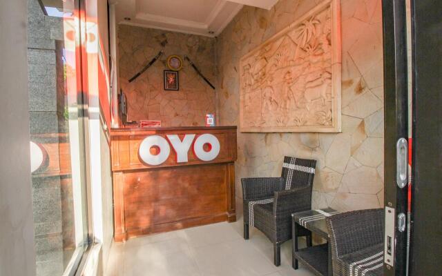 OYO 820 Abad Baru Hotel