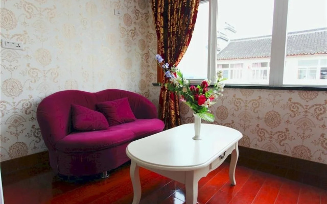 Wuzhen Yishuige Inn