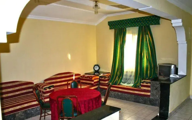 Hotel Nagjir Ville