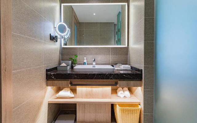Atour Hotel Wuhan Wujiashan Fifth Ring Avenue Metro Station