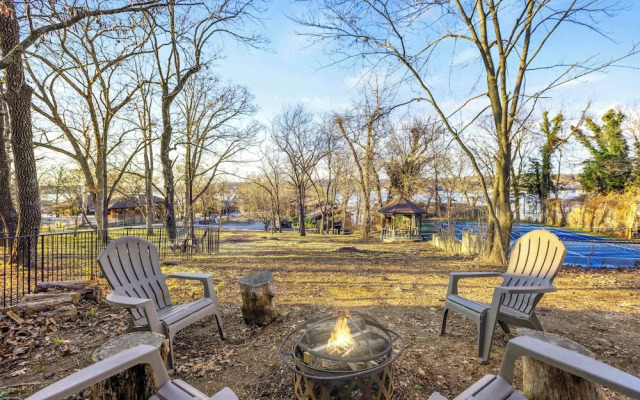 Cedar Nest Experience Ozark Magic in Sunrise Beach