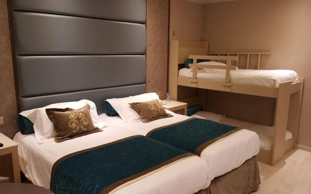 Adams Beach Hotel & Spa