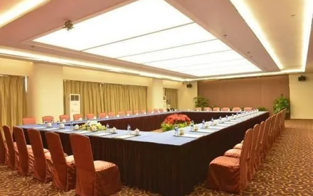 Sprot Life Garden Hotel