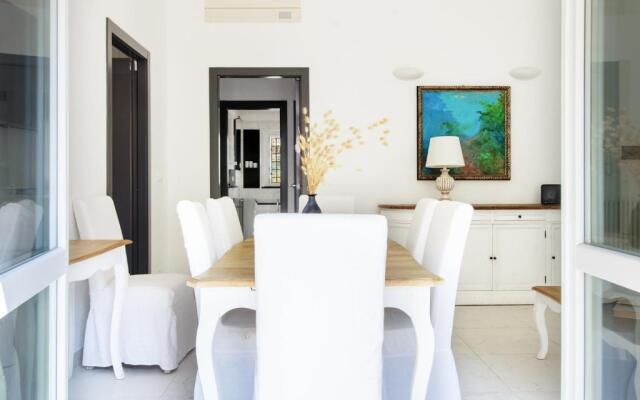 Edone' by PortofinoHomes