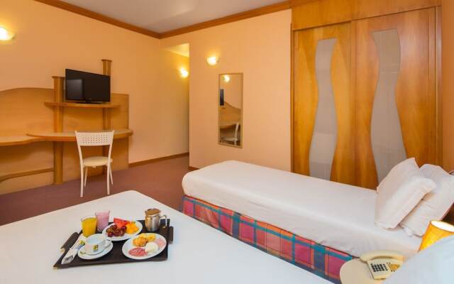 Solis Praia Hotel