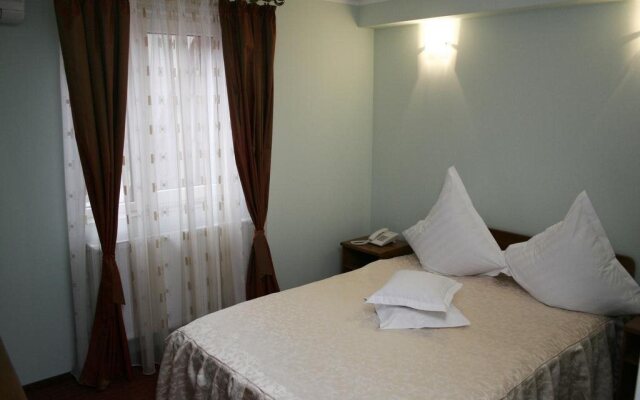 Hotel Casa de Piatra