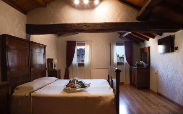 Charming Palace Santa Fosca