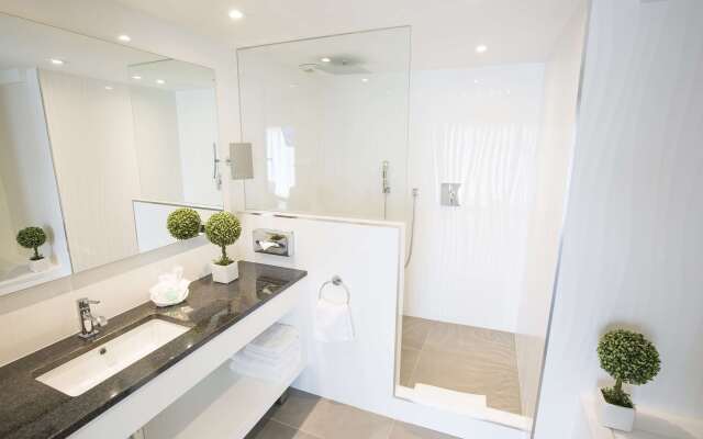 Best Western Plus Cannes Riviera