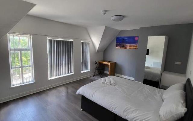 Avenue Apartments
