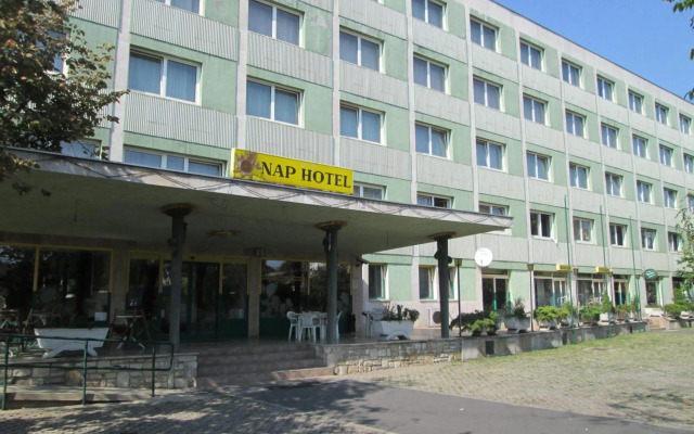 Nap Hotel