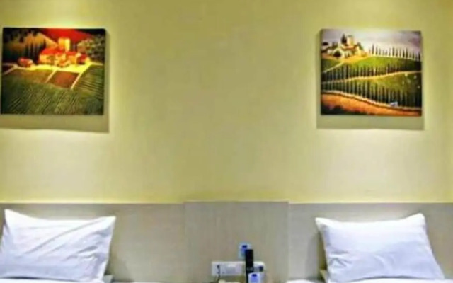 Mercure Qingdao Downtown