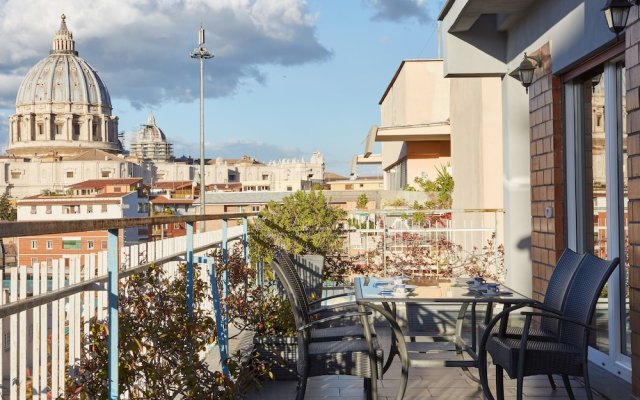 Vatican Luxury Penthouse With Terrace