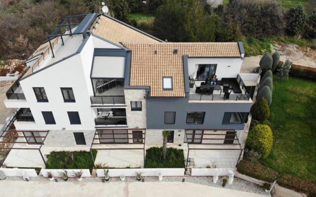 Penthouse No6