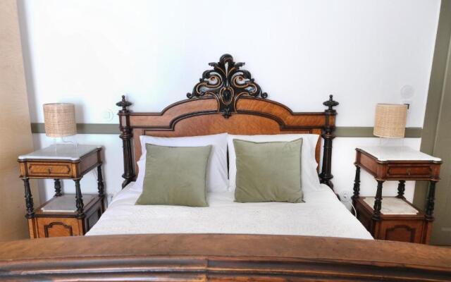 Casa da Praça - Guest House