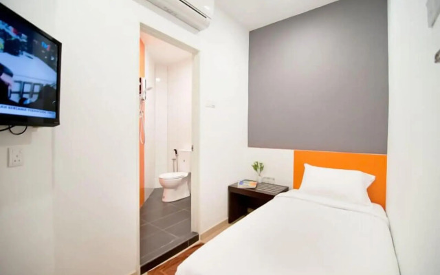 Big Orange Hotel