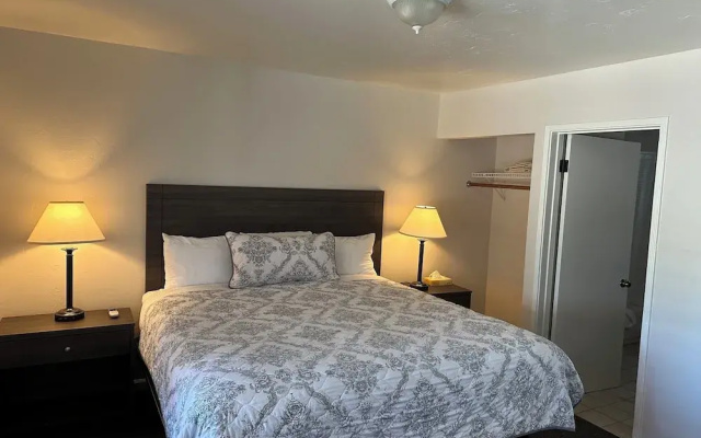 Lee Vining Motel
