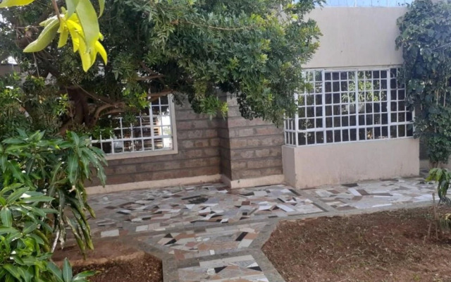 Stay.Plus Utawala Holiday House