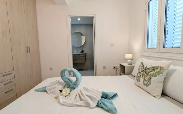 Blue Estia Villa - Pool Wifi Summer Breeze