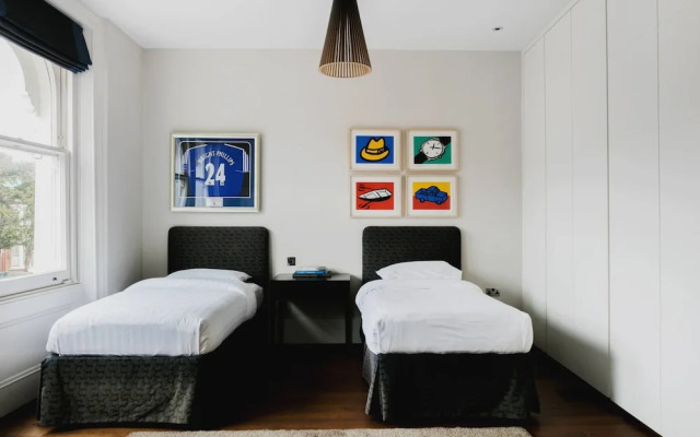 Priory Road by Onefinestay