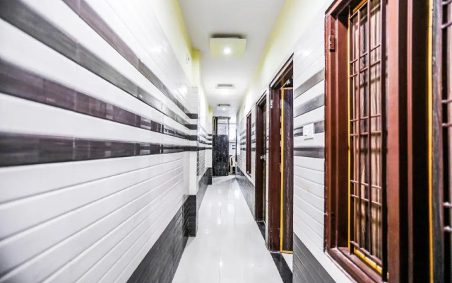 Starlight Hotel by OYO Rooms