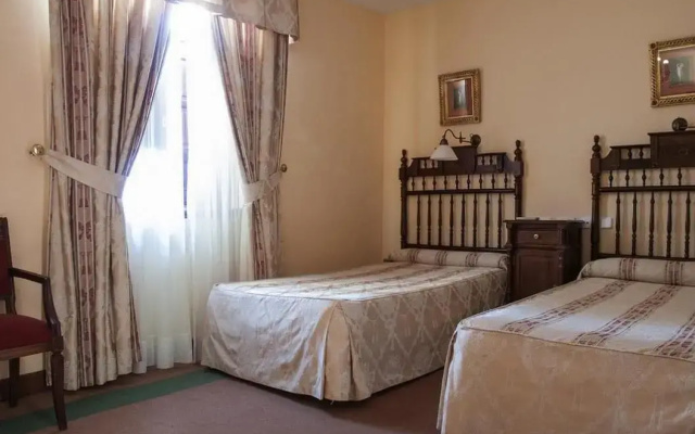 Hotel Alvar Fañez