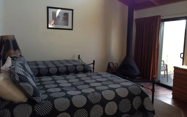 Fort Ross Lodge