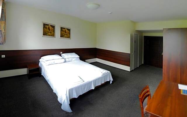 Motelis Avia