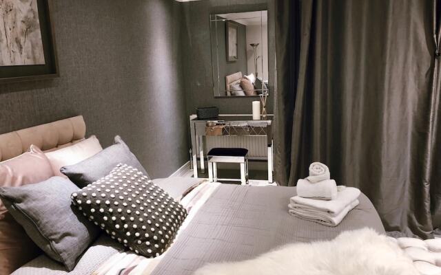 Luxury Stay Homer Street